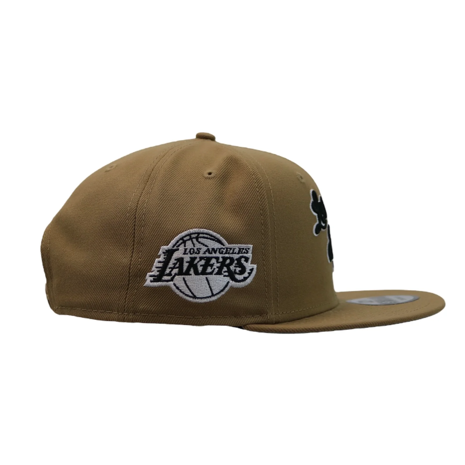 Lakers Arena Ex Khaki Heritage Script SB - Image 4